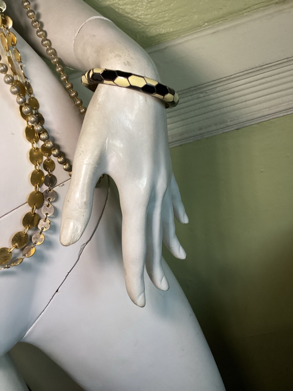 Vintage Gold  cream and Black Honeycomb Bangle Bracelet  clamper